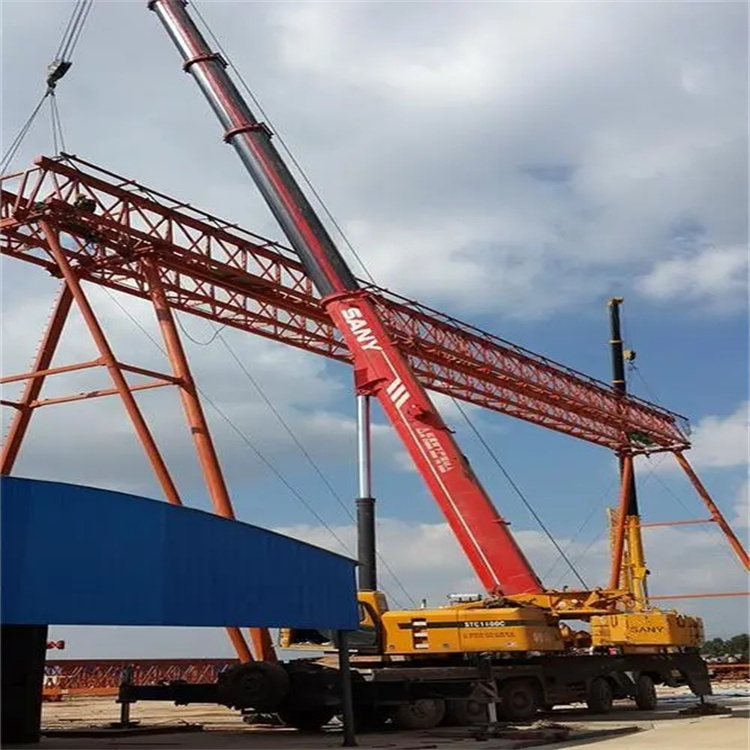 通江钢结构吊装